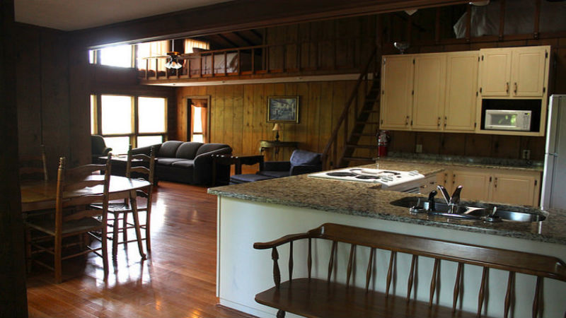 Lake Cumberland Lodge – The Perfect Hide-Away Vacation