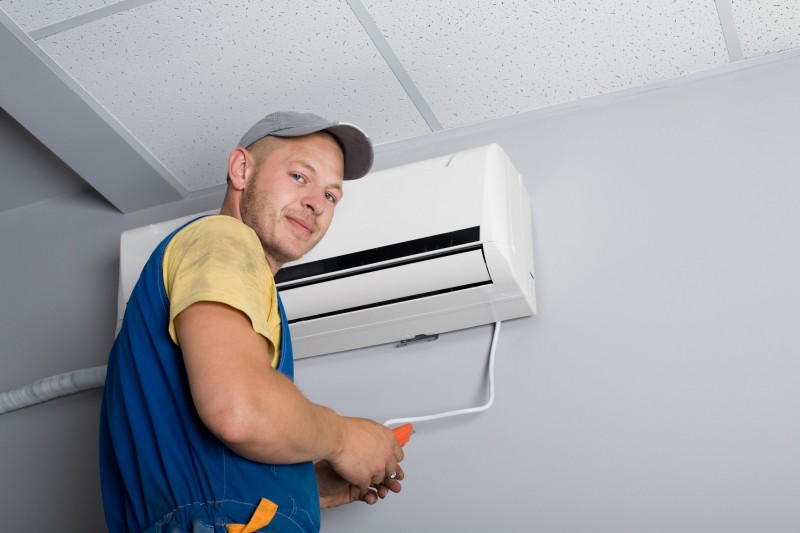 Signs that Commercial Air Conditioning Systems in Waldorf MD Need Service