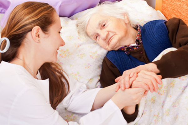 Looking for a Home Aide? 3 Good Tips to Get You Started