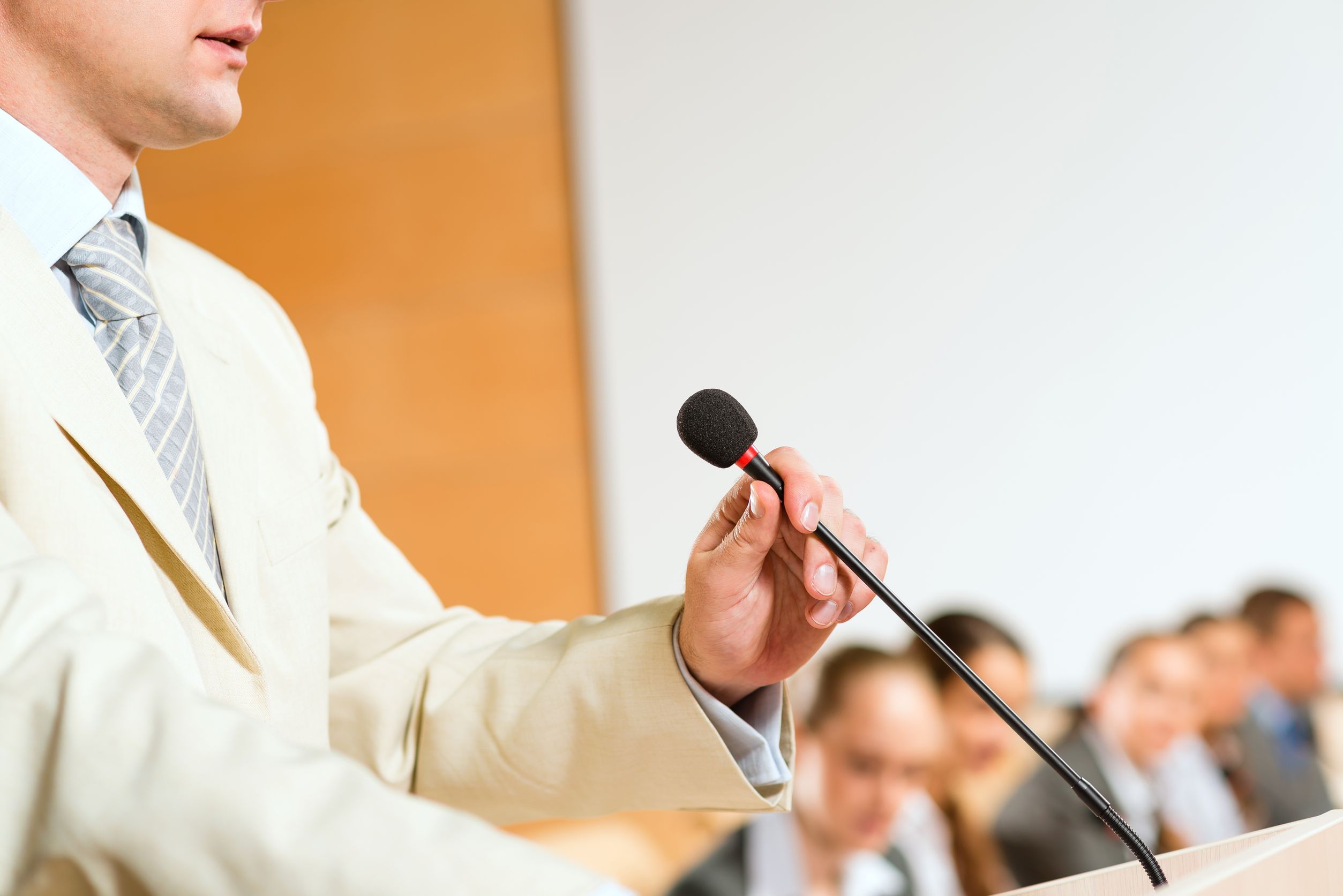 7 Ways A Seattle Keynote Speaker Can Find Work