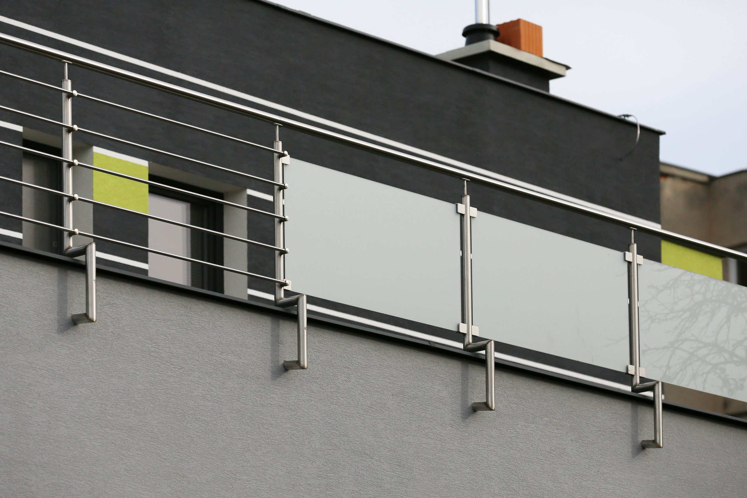 Embrace Minimalism with Interior Cable Railing for Elegant Spaces