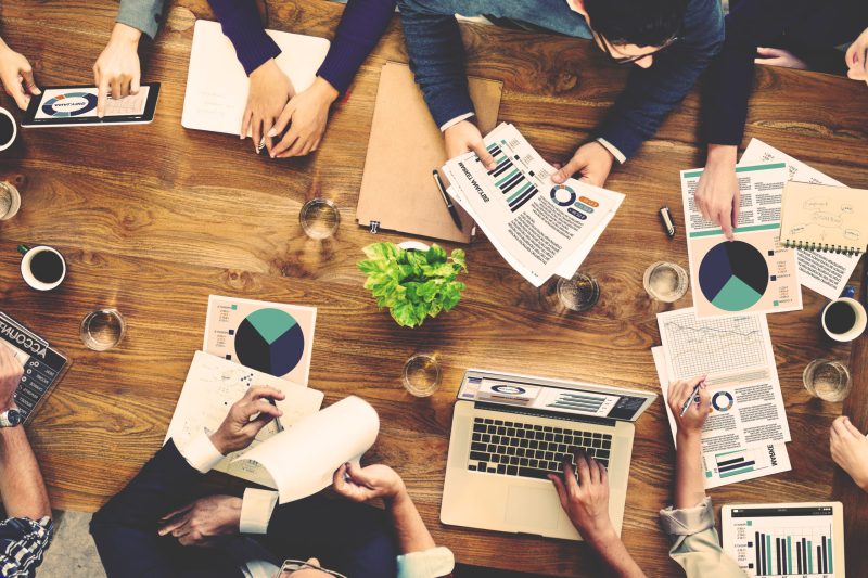 Why Small Businesses in the USA Choose to Outsource Social Media Marketing for Growth