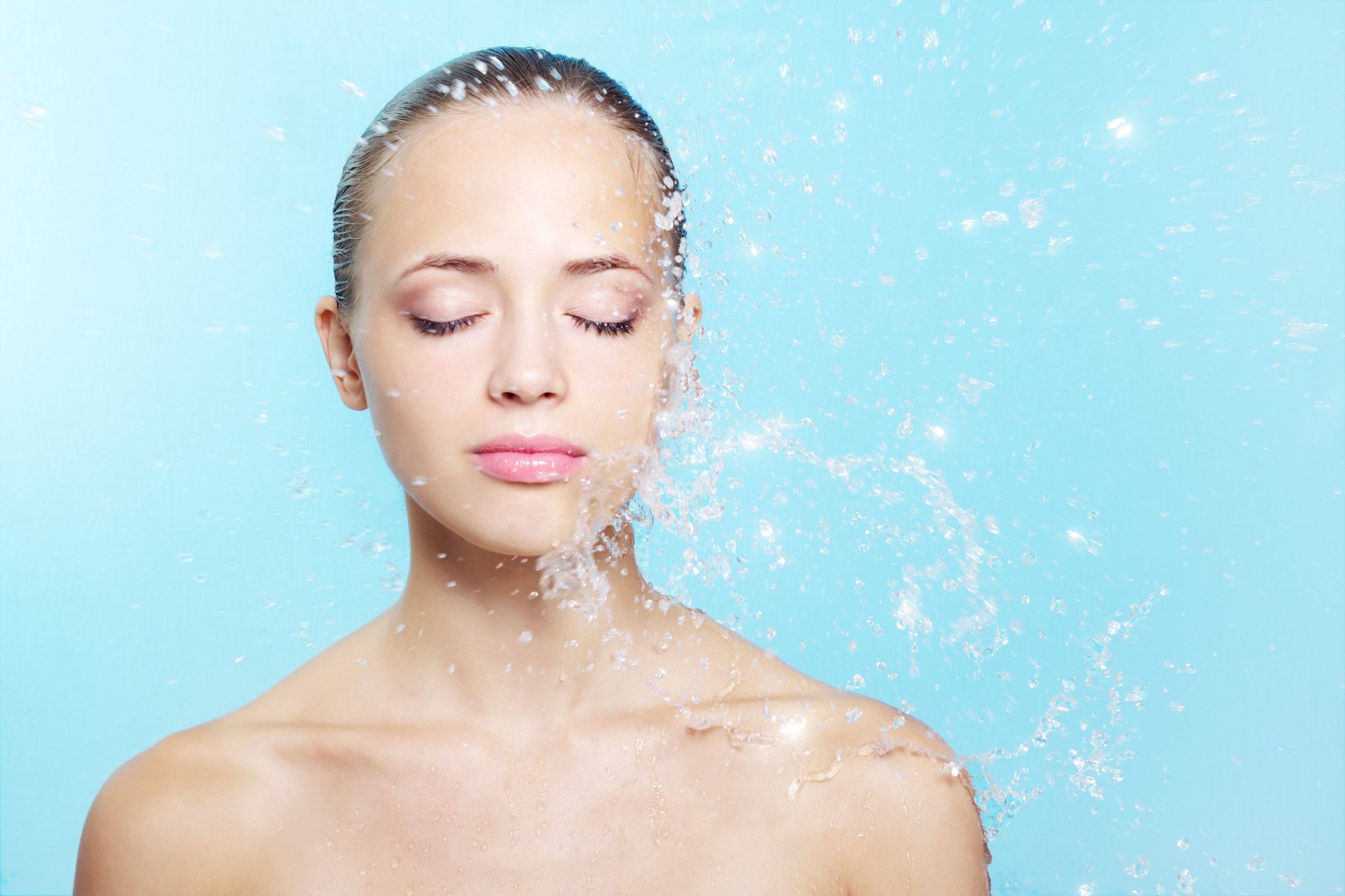 Experience a Beauty Parlour in Karama for UK-inspired glamour and Personalized Treatments