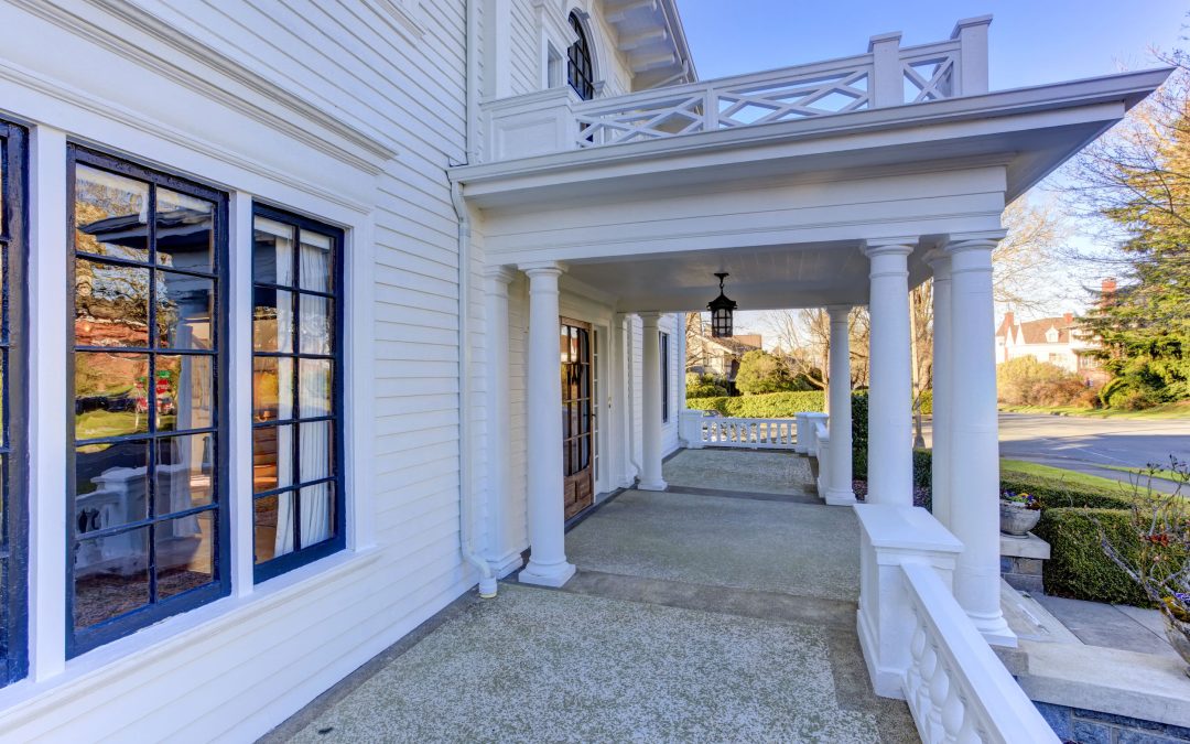 Achieve Energy Efficiency with Professional Bow Windows Replacement in Avon, CT