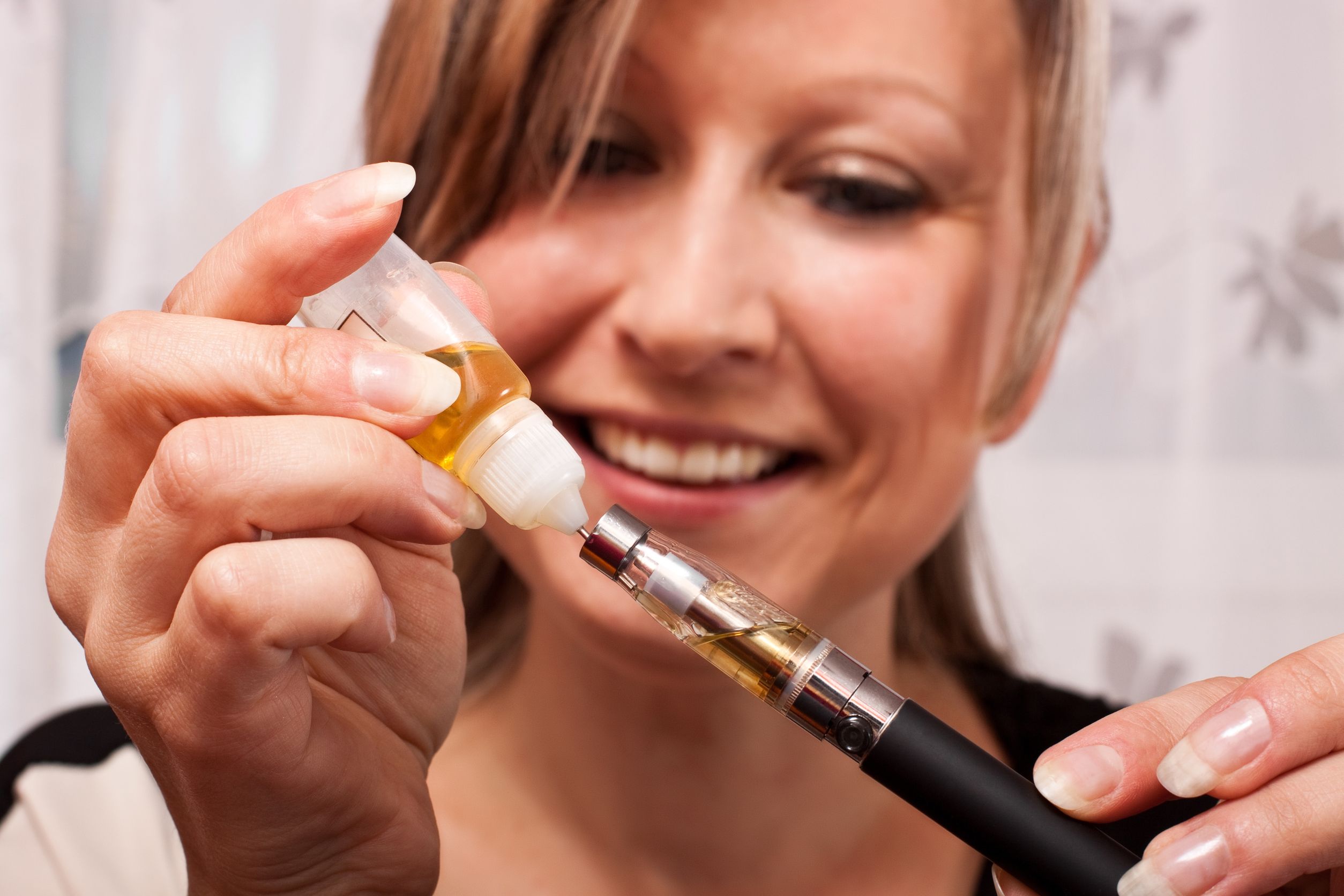 Sourcing from a Trusted Nicotine EP Manufacturer Enhances UK Product Safety