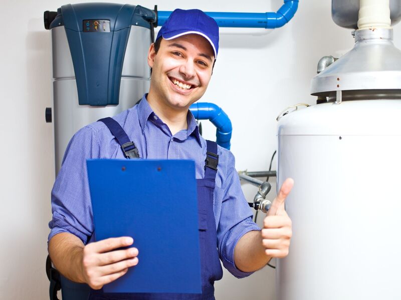 Common Signs You Need Water Heater Repair Lee’s Summit MO Homeowners Should Watch For