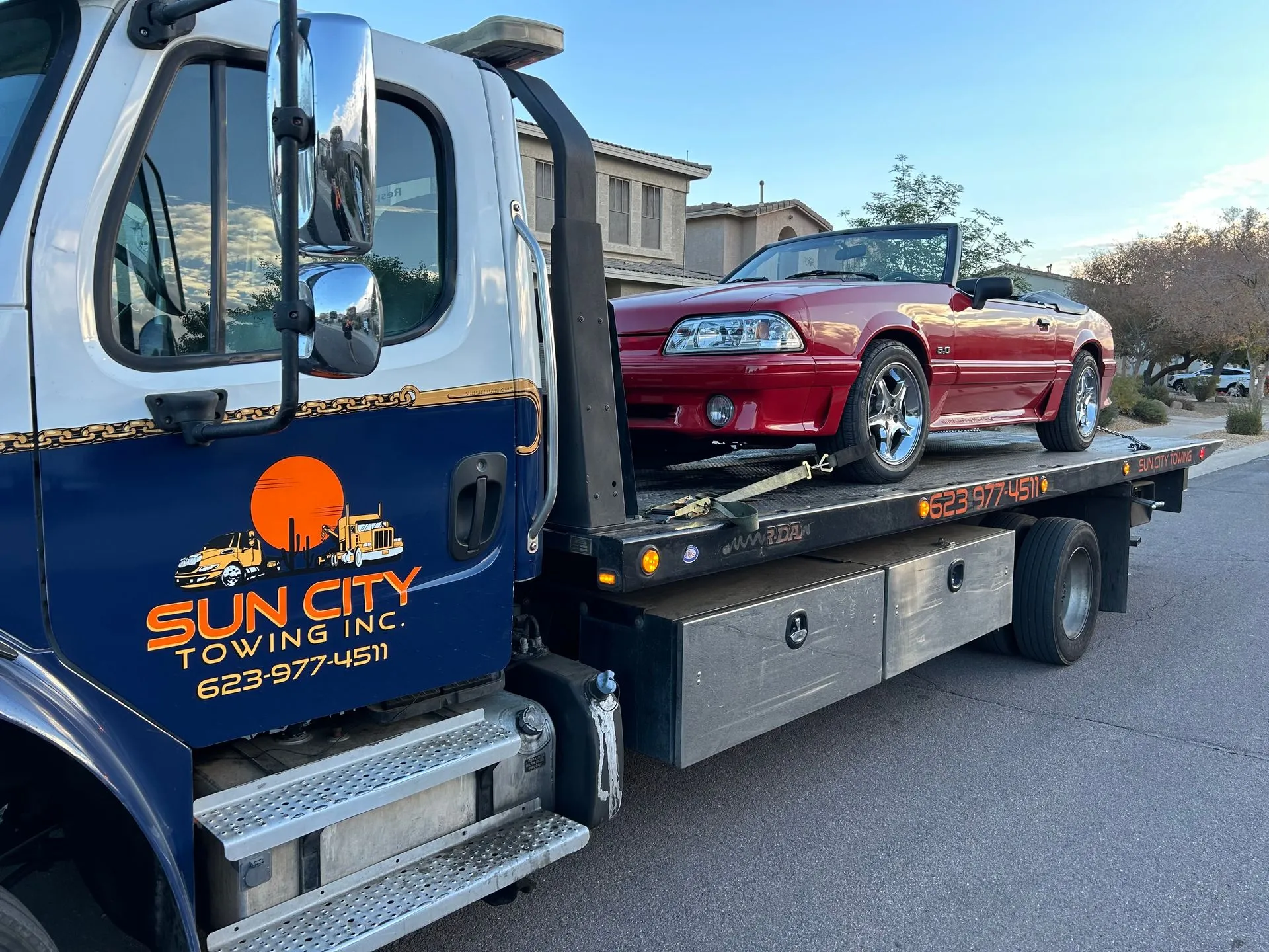 How Tow Truck Operators Ensure Safety on High-Speed Roadways