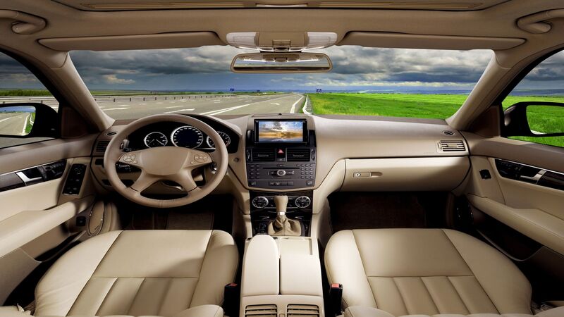 Experience luxury road trips with a Mercedes car rental Los Angeles travelers will love