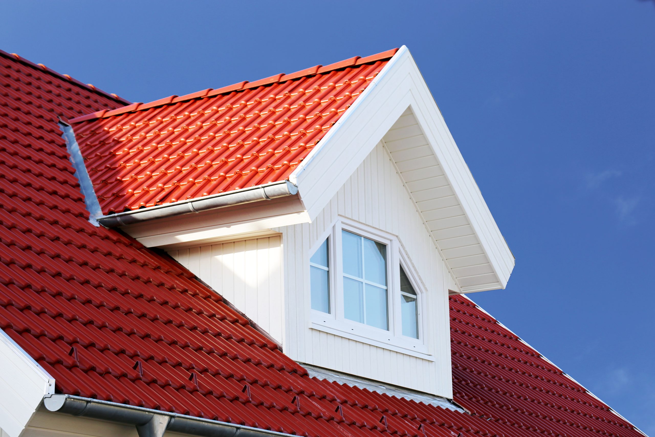 How Roof Ventilation Can Improve the Longevity of Your Roof in Phoenix