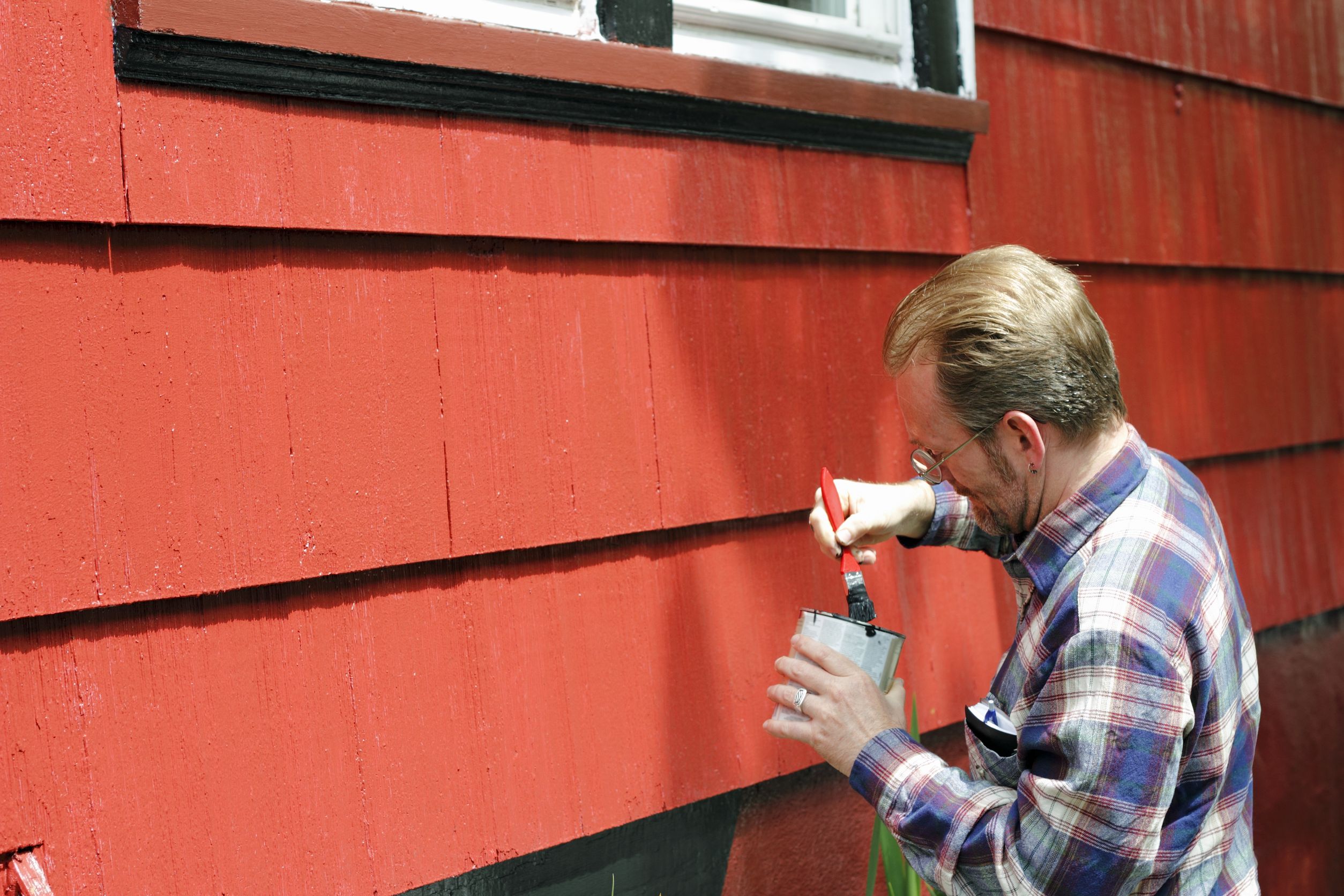 Transform Interiors Fast by Choosing Painting Contractors in Riverside, CA